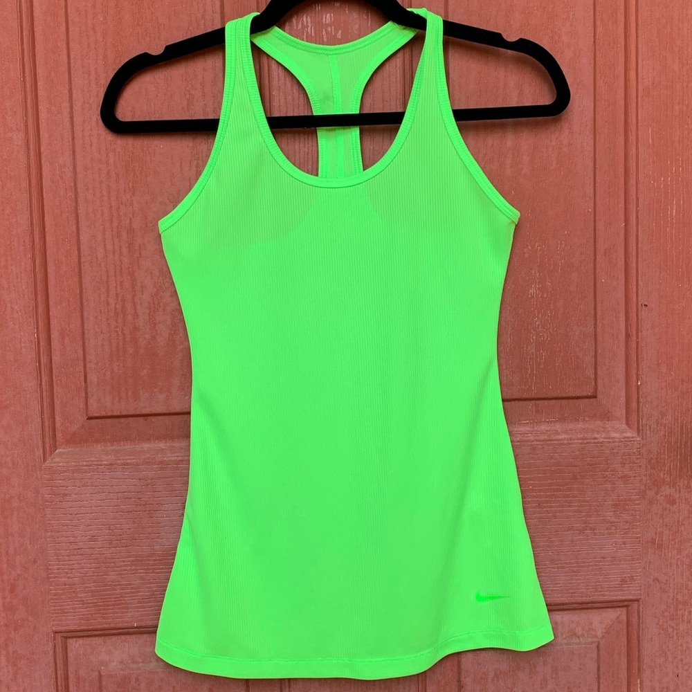 NIKE Green Dri-Fit Athletic Tank Tops